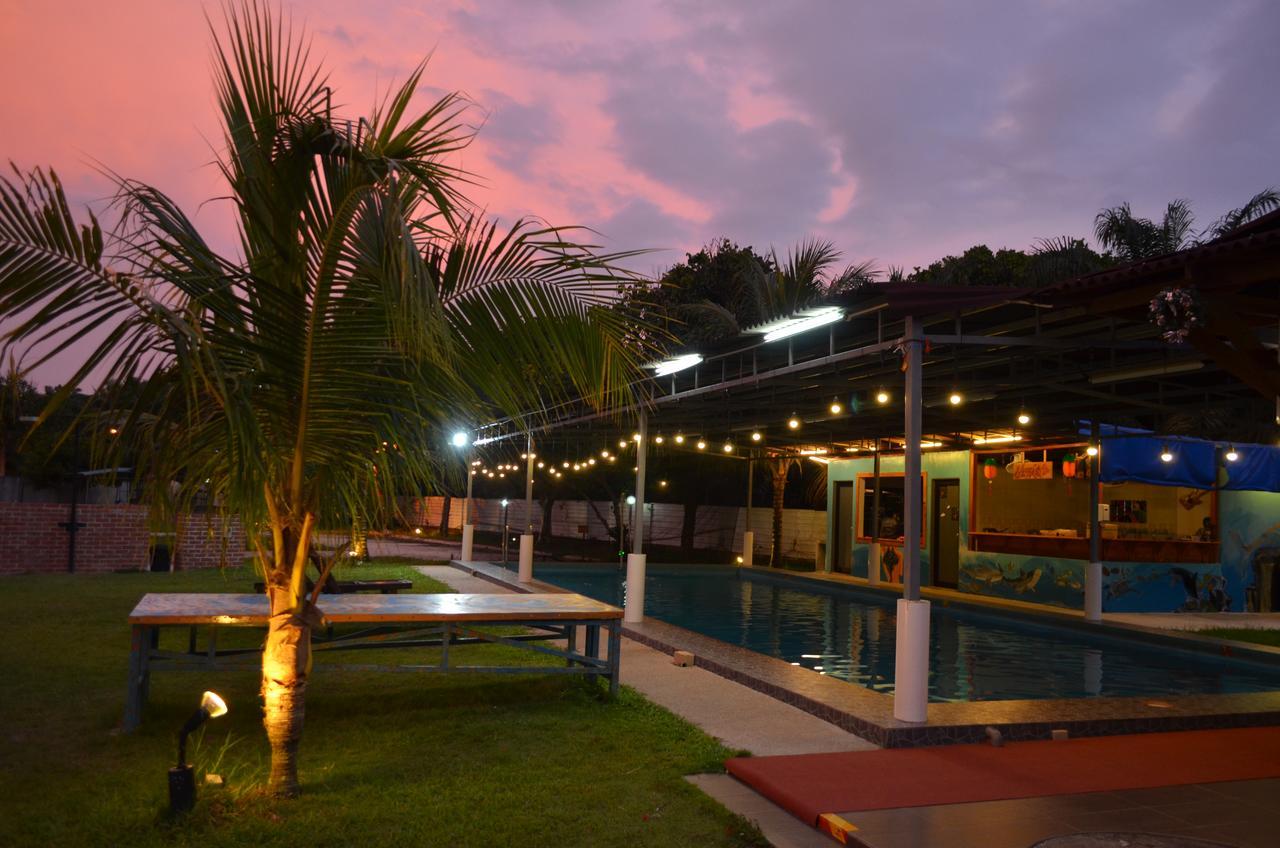 Sinar Eco Resort Kampong Bukit Panjang Экстерьер фото