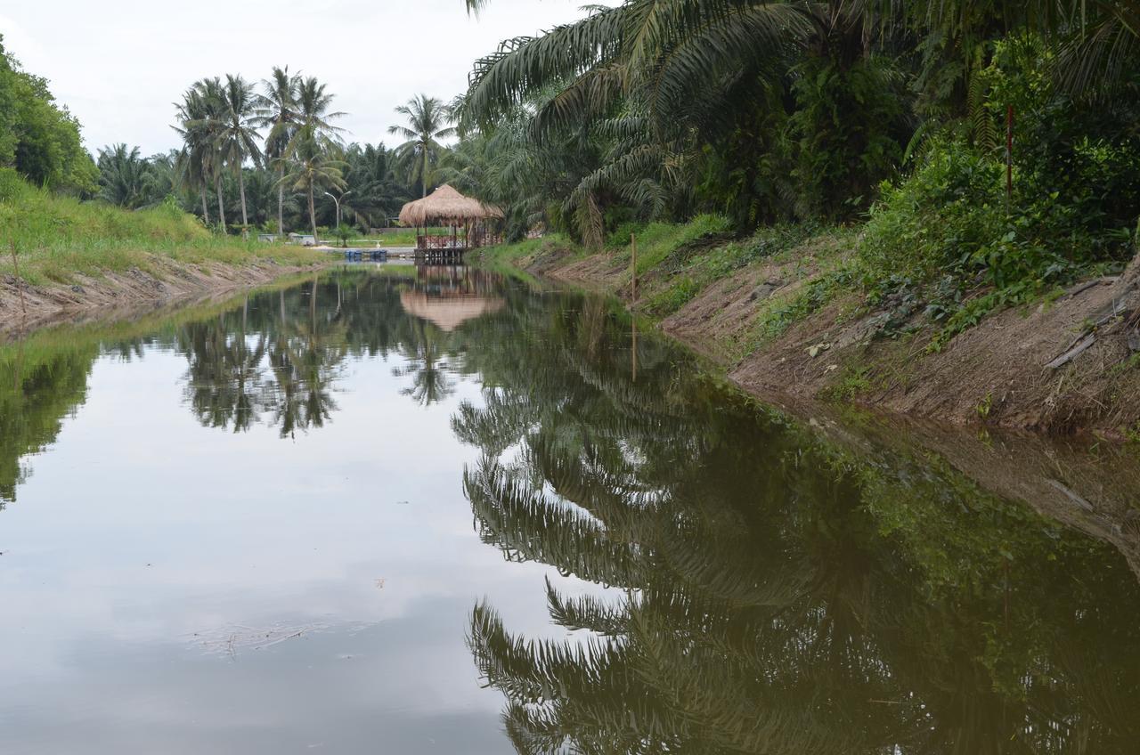 Sinar Eco Resort Kampong Bukit Panjang Экстерьер фото